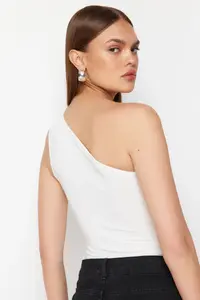 TRENDYOLMİLLA White Asymmetric Collar Cut Out Detailed Knitting Bodysuit with Bottom Snaps .D.00014 - Image 3