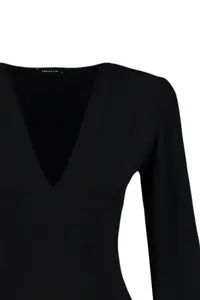 TRENDYOLMİLLA Black Balloon Sleeve V-neck Fitted Flexible snaps Knitting Bodysuit .D.00030 - Image 7