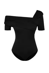 TRENDYOLMİLLA Black Asymmetric Collar Fitted/Snaps Knitting Bodysuit .D.00060 - Image 7
