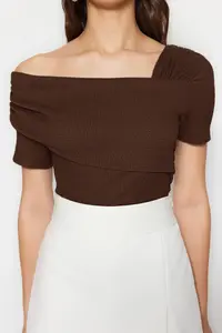 TRENDYOLMİLLA Brown Asymmetric Collar Fitted/Slinky snaps Knitting Bodysuit .D.00060 - Image 5