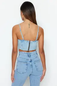 TRENDYOLMİLLA Mavi Eyelet Binding Detailed Heart Collar Fitted Crop denim Bustier - Image 6