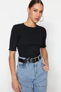 TRENDYOLMİLLA Black Fitted Ribbed Flexible Knitting Blouse - Image 7