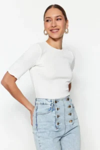 TRENDYOLMİLLA Ecru Ribbed Fitted Crew Neck Flexible Knitting Blouse