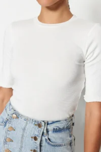 TRENDYOLMİLLA Ecru Ribbed Fitted Crew Neck Flexible Knitting Blouse - Image 2