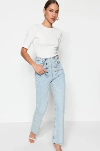 TRENDYOLMİLLA Ecru Ribbed Fitted Crew Neck Flexible Knitting Blouse - Image 4