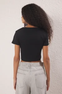 TRENDYOLMİLLA Black-Black Crop 2 Sets Package slim/Fitting Knitting Blouse - Image 9
