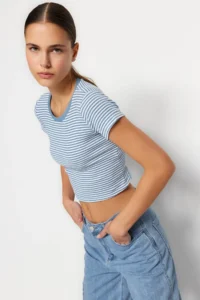 TRENDYOLMİLLA Mavi Striped-Navy Blue Plain 2 Sets Pack Fitted Crop Ribbed Knitting Blouse - Image 3