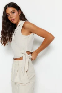 TRENDYOLMİLLA Beige tied up Crop Weaving linen look Blouse - Image 7