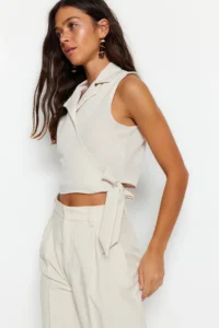 TRENDYOLMİLLA Beige tied up Crop Weaving linen look Blouse - Image 8