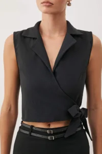 TRENDYOLMİLLA Black tied up Crop Weaving linen look Blouse - Image 3