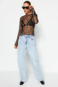 TRENDYOLMİLLA Black Regular Fit Boat Neck Lace Flexible Knitting Blouse - Image 2