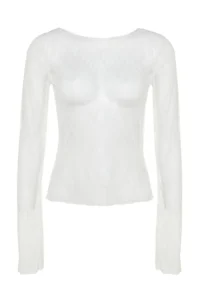 TRENDYOLMİLLA White Regular Fit Boat Neck Lace Flexible Knitting Blouse - Image 10