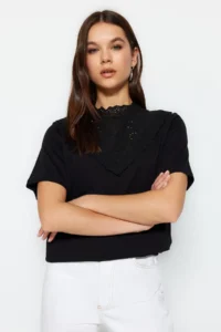 TRENDYOLMİLLA Black brodeli Dog collar Basic Regular/Normal Pattern Cotton Knitting Blouse - Image 3