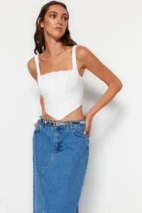 TRENDYOLMİLLA Ecru Sleeveless Corset Crop Weaving Blouse - Image 2
