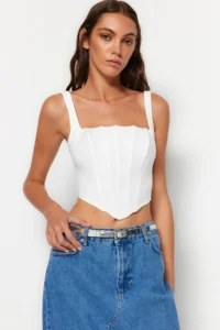 TRENDYOLMİLLA Ecru Sleeveless Corset Crop Weaving Blouse - Image 3