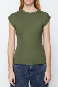 TRENDYOLMİLLA Khaki Viscous/Soft Material Fitted Moon Arm Flexible Knitting Blouse - Image 3