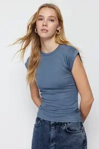 TRENDYOLMİLLA Light anthracite Viscous/Soft Material Fitted/Flexible Knitting Blouse