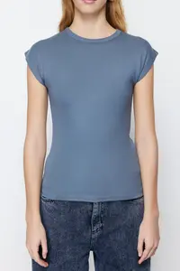 TRENDYOLMİLLA Light anthracite Viscous/Soft Material Fitted/Flexible Knitting Blouse - Image 4