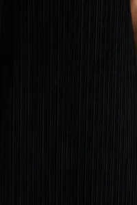 TRENDYOLMİLLA Black shift/Plain Zero Sleeve Midi pleated Knitting Dress - Image 5