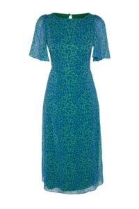 TRENDYOLMİLLA Green animals Patterned A Cut Angel Arm Lined Siphon Flight Flight Weaving Midi Dress - Image 11