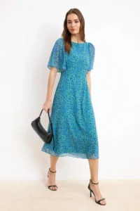 TRENDYOLMİLLA Green animals Patterned A Cut Angel Arm Lined Siphon Flight Flight Weaving Midi Dress - Image 2