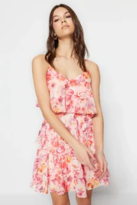 TRENDYOLMİLLA Pink flower patterned Boho Lined Siphon Flight Weaving Mini Dress - Image 4