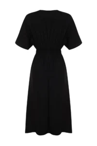 TRENDYOLMİLLA Black Binding Detailed A Cut V-neck Midi Weaving Dress - Image 12
