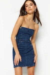 TRENDYOLMİLLA Mavi Button Detailed comfort/Flexible Strapless Mini denim Dress - Image 2