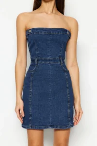 TRENDYOLMİLLA Mavi Button Detailed comfort/Flexible Strapless Mini denim Dress - Image 4