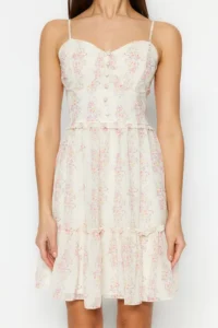 TRENDYOLMİLLA White flower patterned V-neck Mini Lined Siphon Weaving Dress - Image 7