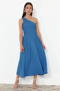 TRENDYOLMİLLA Saks Blue Waist Top Size Gipelli One Shoulder Midi Weaving Dress - Image 2