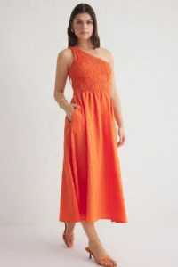 TRENDYOLMİLLA Orange Waist Opening Gipelli Single Arm Midi Weaving Dress - Image 4