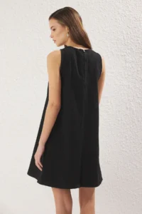 TRENDYOLMİLLA Black with flywheel Oversized Mini denim Dress - Image 5