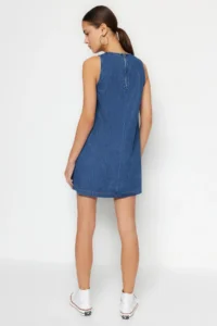 TRENDYOLMİLLA Dark Blue with flywheel Oversized Mini denim Dress - Image 5