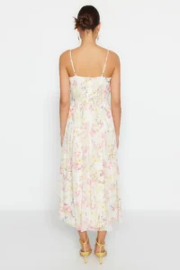 TRENDYOLMİLLA White flower patterned A-Cut Ruffle Detailed Lined Siphon Maxi Weaving Dress - Image 6