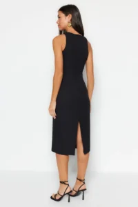 TRENDYOLMİLLA Black Fitted Collar Accessory Detailed Midi Pencil Skirt Weaving Dress - Image 7