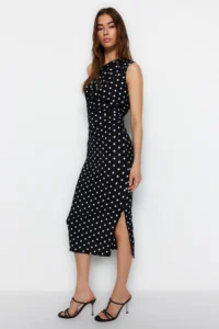 TRENDYOLMİLLA Black Printed Fitted One Shoulder Asymmetric Gather Detailed Knitting Pen Dress - Image 2