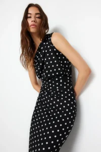 TRENDYOLMİLLA Black Printed Fitted One Shoulder Asymmetric Gather Detailed Knitting Pen Dress - Image 3
