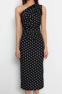 TRENDYOLMİLLA Black Printed Fitted One Shoulder Asymmetric Gather Detailed Knitting Pen Dress - Image 4