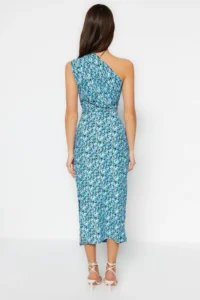 TRENDYOLMİLLA Mavi Printed Body-Fitting One Shoulder Asymmetric Degaje Detailed Knitting Flexible Pen Dress - Image 6