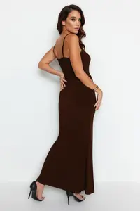 TRENDYOLMİLLA Brown Fitted Sleeveless Maxi Flexible Knitting Pen Dress - Image 6
