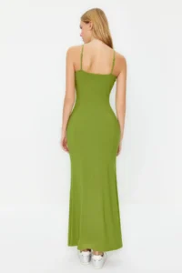TRENDYOLMİLLA Green Fitted Sleeveless Flexible Knitting Maxi Pen Dress - Image 2