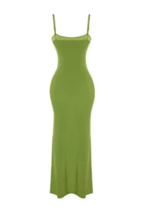 TRENDYOLMİLLA Green Fitted Sleeveless Flexible Knitting Maxi Pen Dress - Image 7