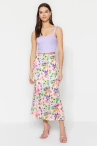 TRENDYOLMiLLA Multicolored flower patterned Maxi Size Weaving Skirt - Image 3