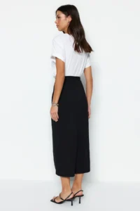 TRENDYOLMİLLA Black smart Crepe Slit Detailed Maxi High Waist Flexible Knitting Skirt - Image 7