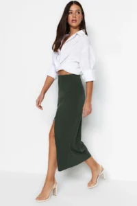 TRENDYOLMİLLA Khaki smart Crepe Slit Detailed Maxi High Waist Flexible Knitting Skirt - Image 3