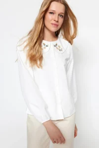 TRENDYOLMİLLA Ecru Collar Embroidery Detailed Cotton Oversized Weaving Shirt - Image 7