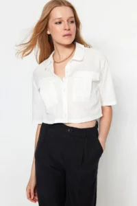 TRENDYOLMİLLA Ecru Utility Pocket Detail Crop Regular Normal Pattern Weaving Shirt - Image 3