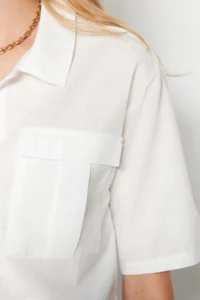 TRENDYOLMİLLA Ecru Utility Pocket Detail Crop Regular Normal Pattern Weaving Shirt - Image 4