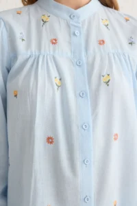 TRENDYOLMİLLA MaviÇiçek Embroidered Oversized Weaving Shirt - Image 4